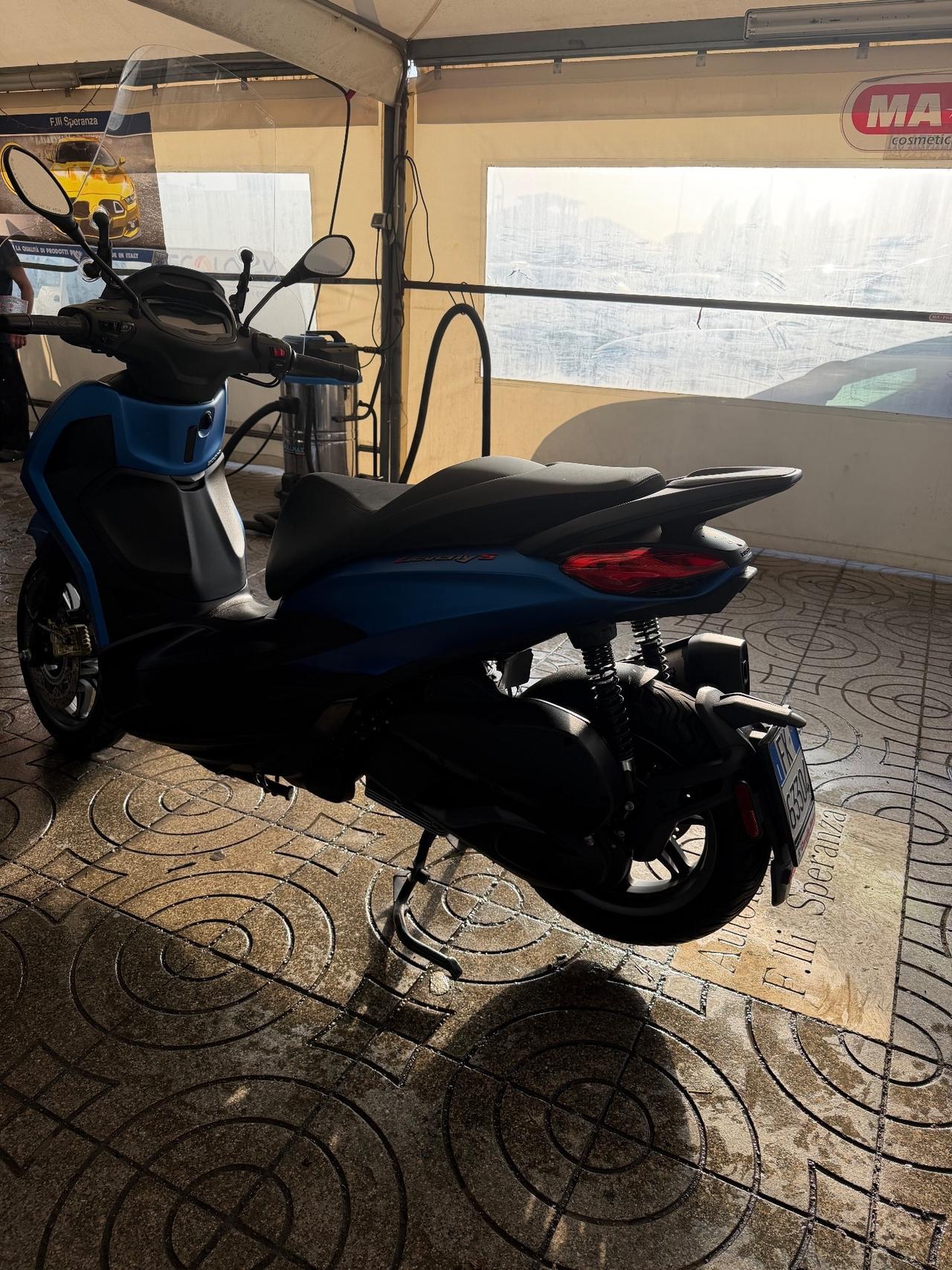 Piaggio Beverly 300 S