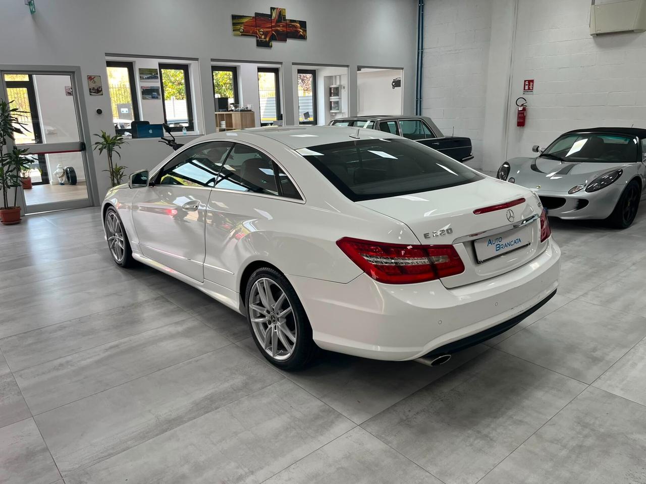 Mercedes-Benz E 220 Coupe cdi