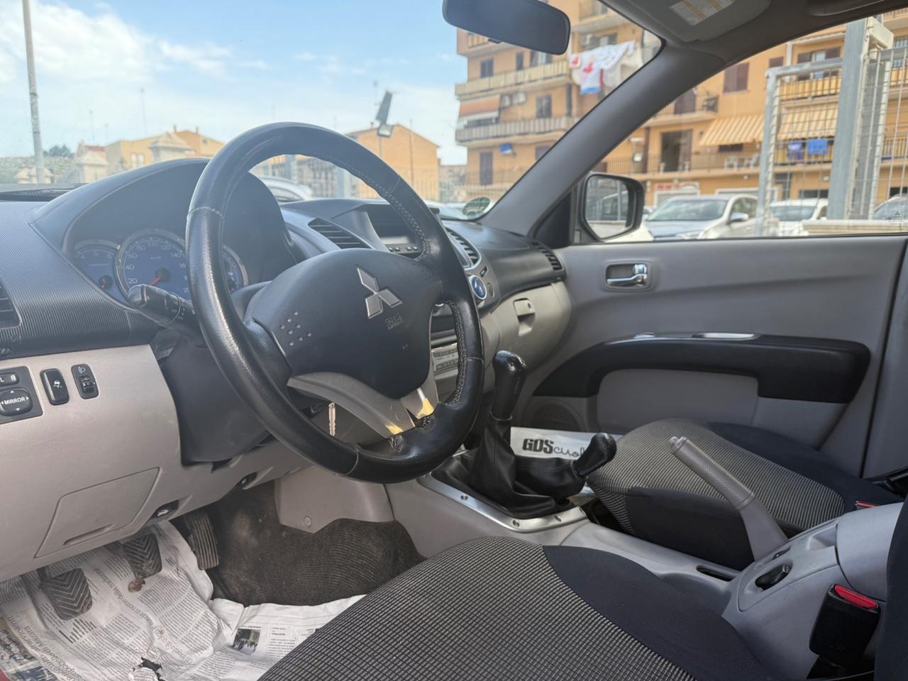 Mitsubishi L200 2.5 DI-D/167CV Double Cab Warrior