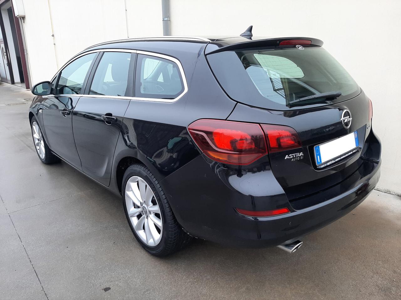 Opel Astra 2.0 CDTI 160CV Sports Tourer Cosmo S