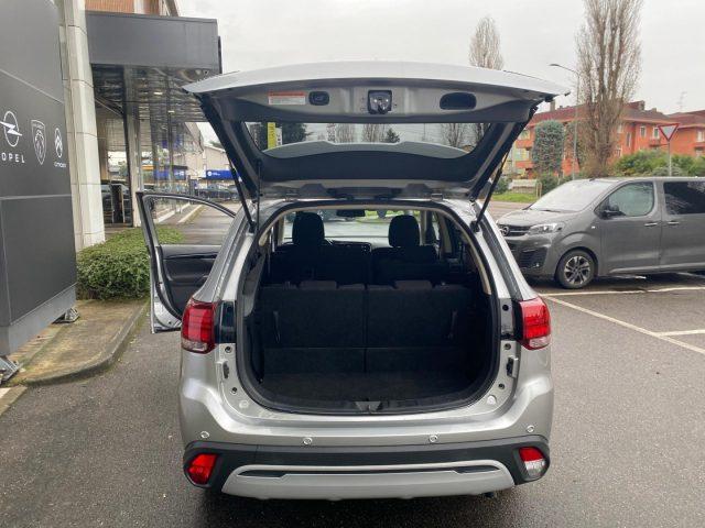 MITSUBISHI Outlander 2.0 4WD GPL Bi-fuel CVT Instyle SDA 7 posti