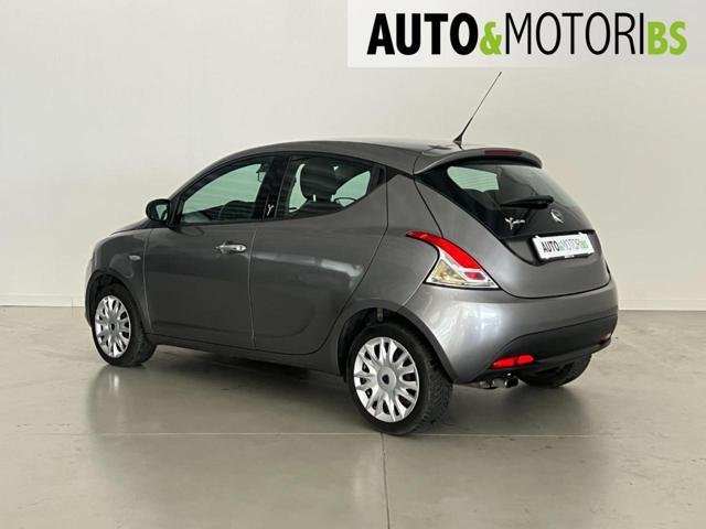 LANCIA Ypsilon 1.2 69 CV 5 porte Silver