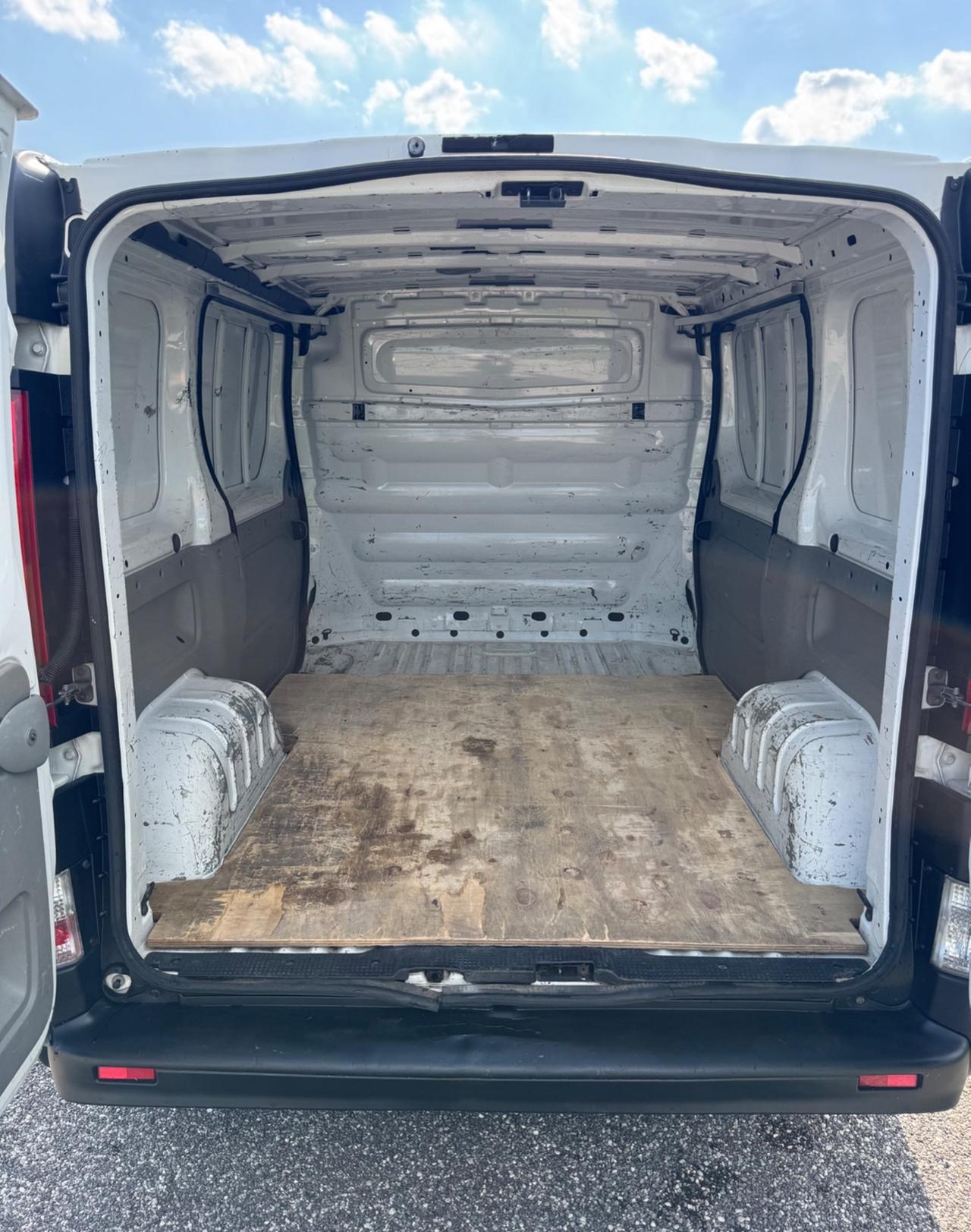 RENAULT TRAFIC 2.0 CTDI 115 FURGONE AUTOCARRO Van