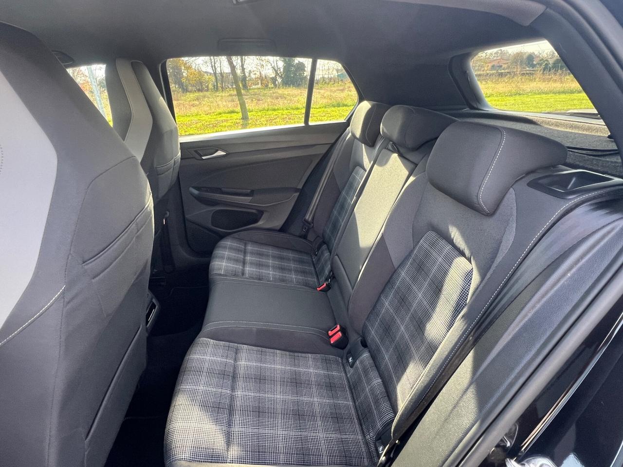 Volkswagen Golf VIII GTD 200cv dsg iQ Light FULL