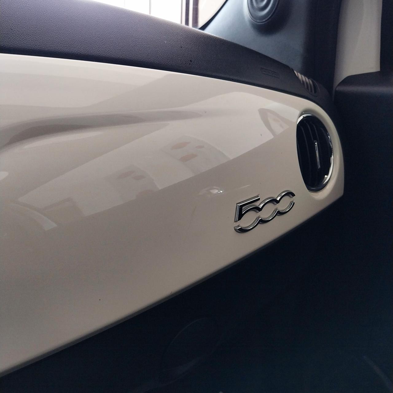 Fiat 500 C 1.0 Hybrid Dolcevita