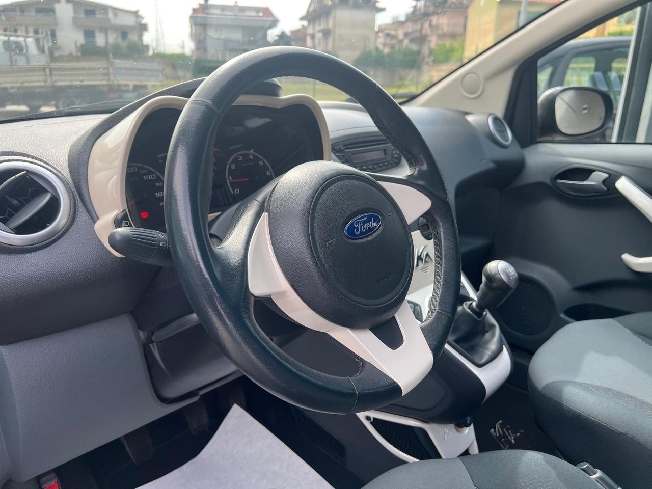 Ford Ka Ka+ 1.2 8V 69CV Titanium