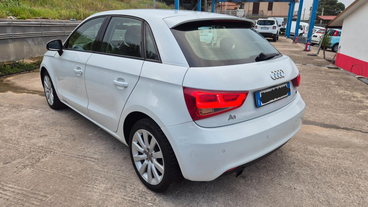 Audi A1 1.6 TDI 105 CV Attraction