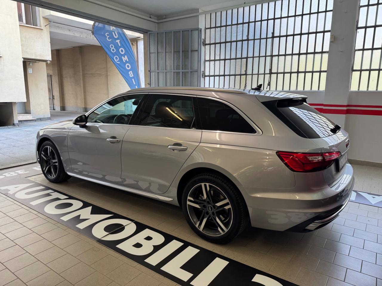 Audi A4 Avant 40 TDI S tronic Business Advanced