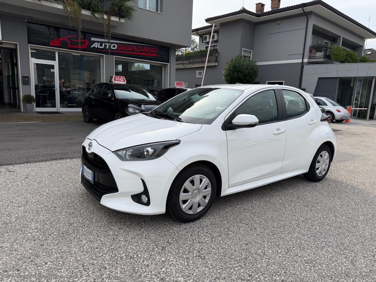 TOYOTA Yaris 1.0 5p. Active