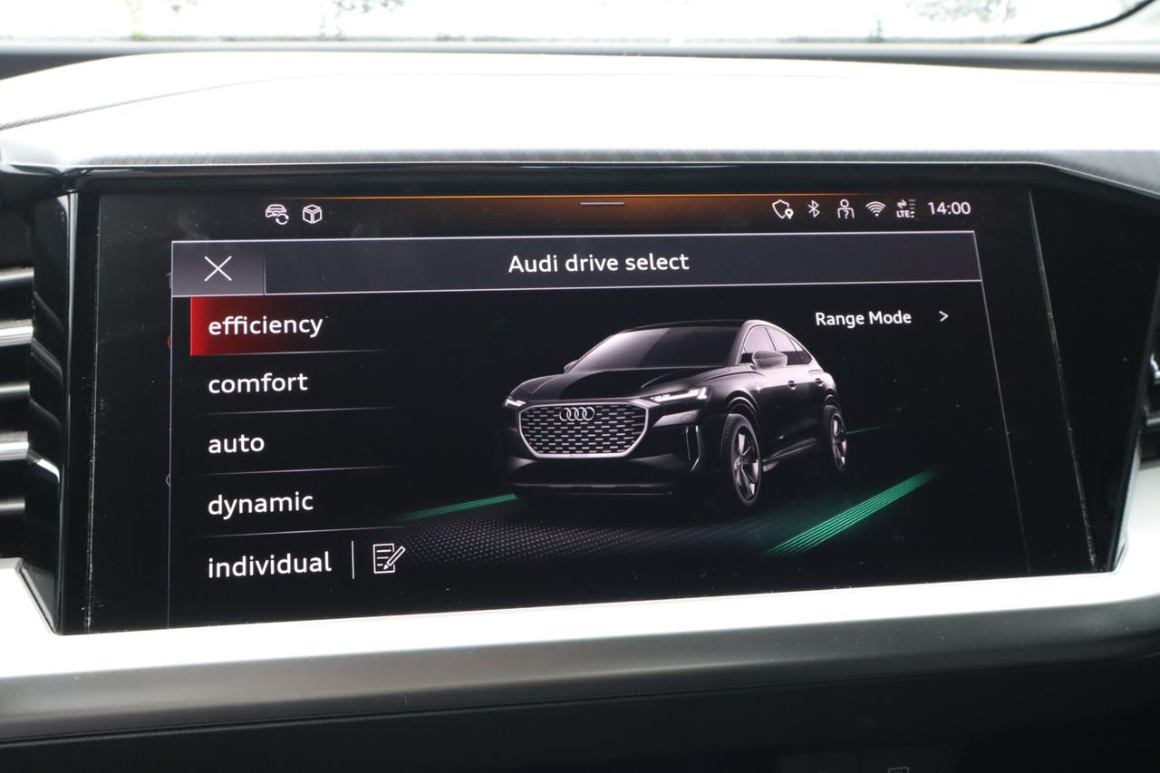 Audi Q4 45 e-tron 286 CV LED Camera ACC