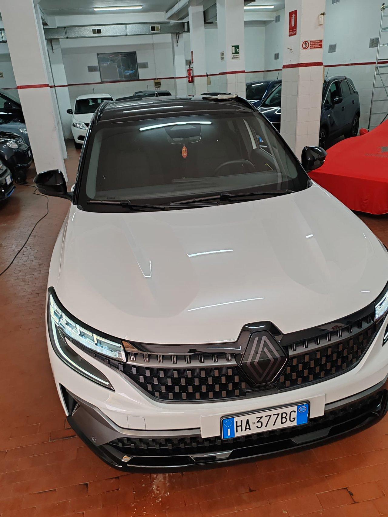 Renault Austral 1.2 E-Tech full hybrid Techno Esprit Alpine 200cv auto