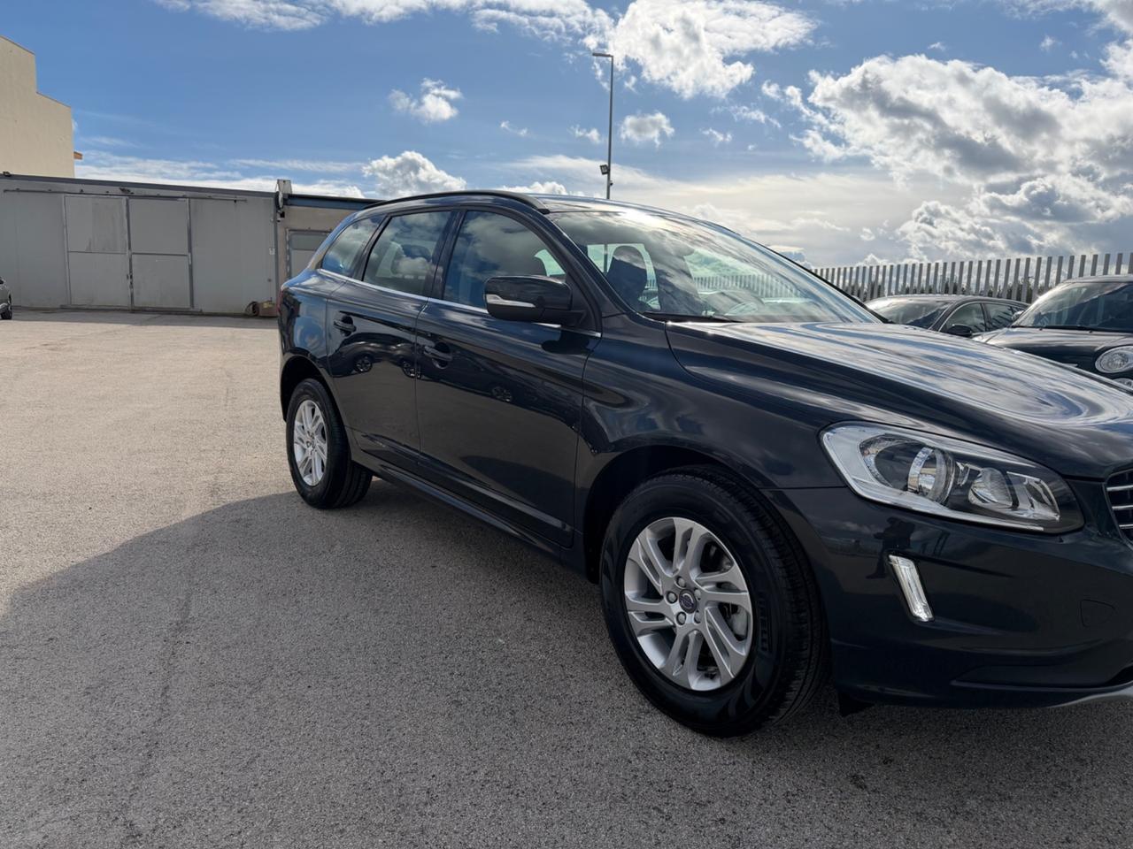 VOLVO XC 60 2.0 D3 150CV GEARTRONIC MY17 69000KMM