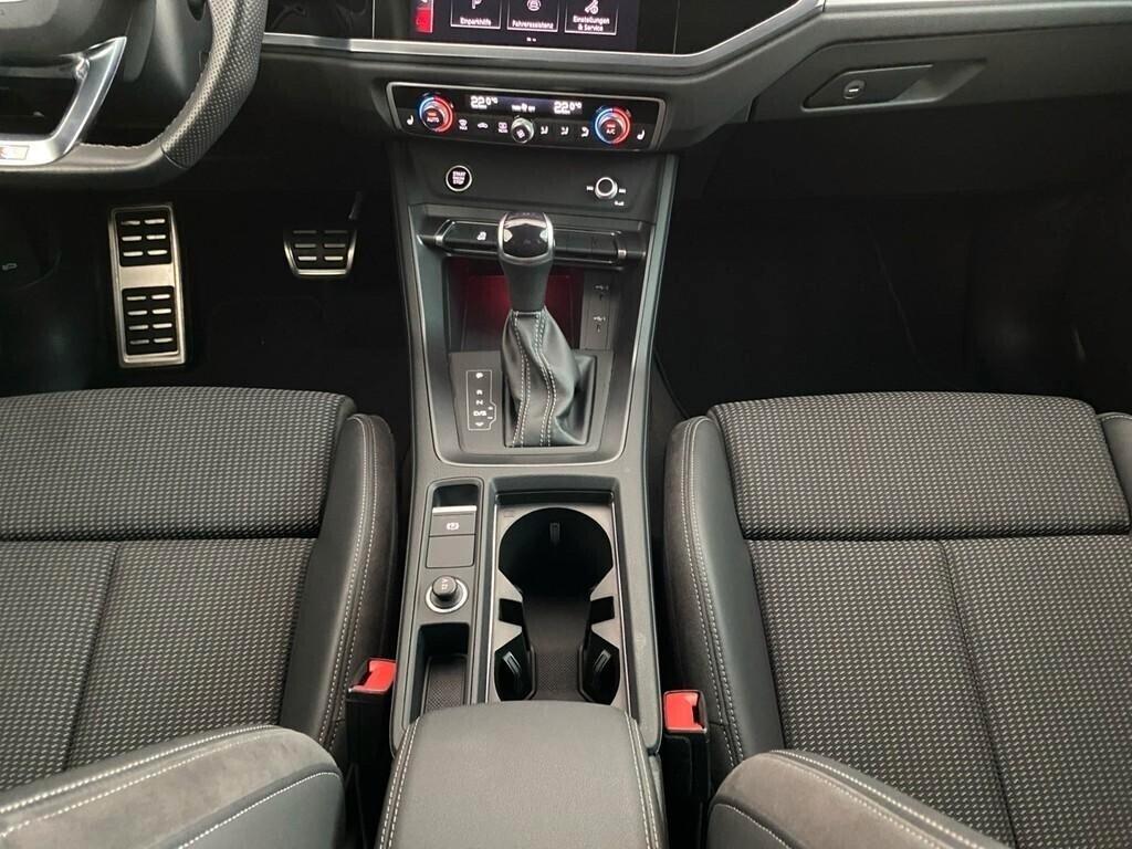 Audi Q3 35 TDI S tronic line edition