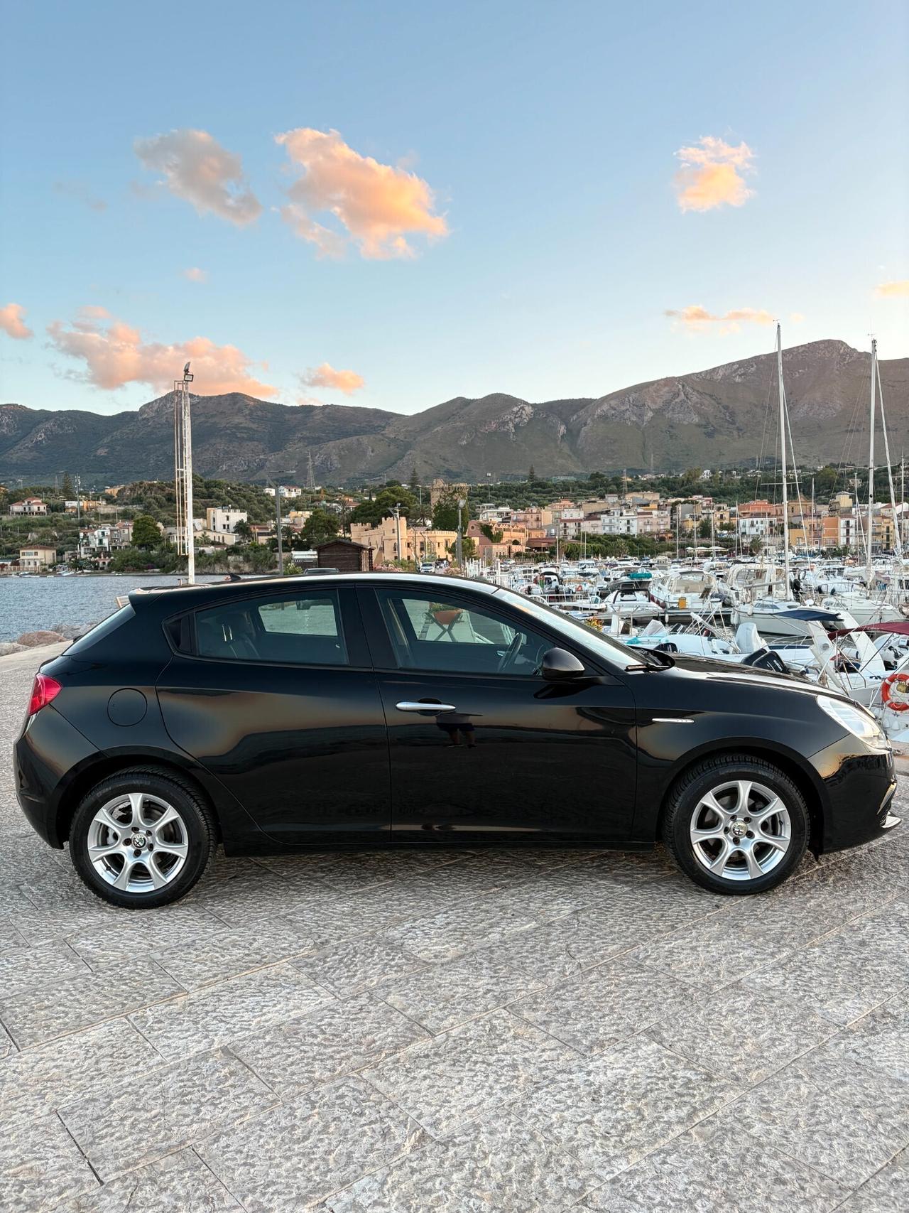 Alfa Romeo Giulietta 1.6 JTDm 105 CV