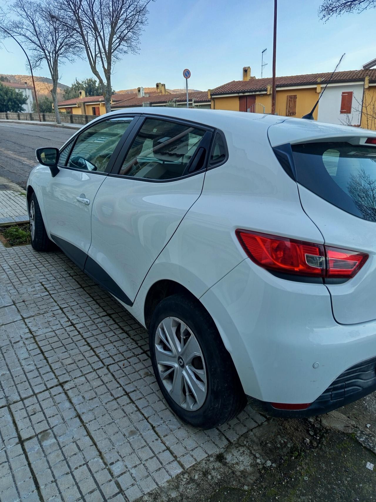 Renault Clio dCi 8V 90CV Start&Stop 82gr 5 porte Energy EcoBusiness