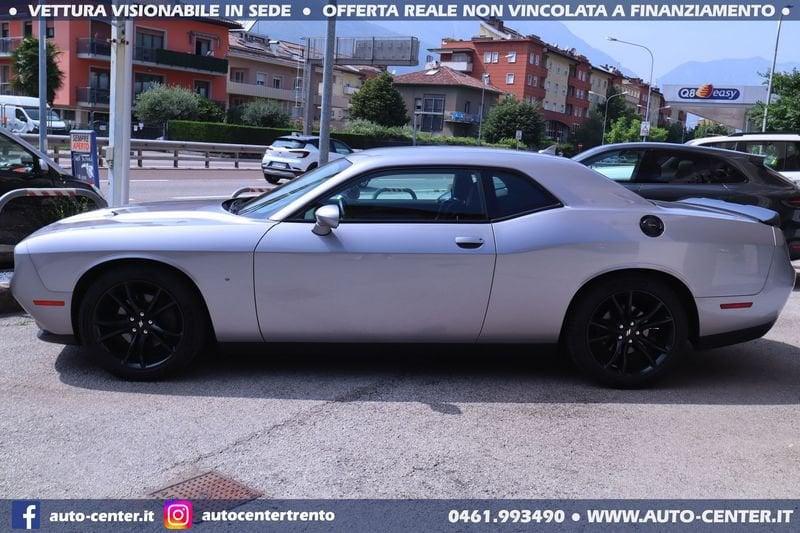 Dodge Challenger 3.6 V6 AT8 SXT *EUROPEA