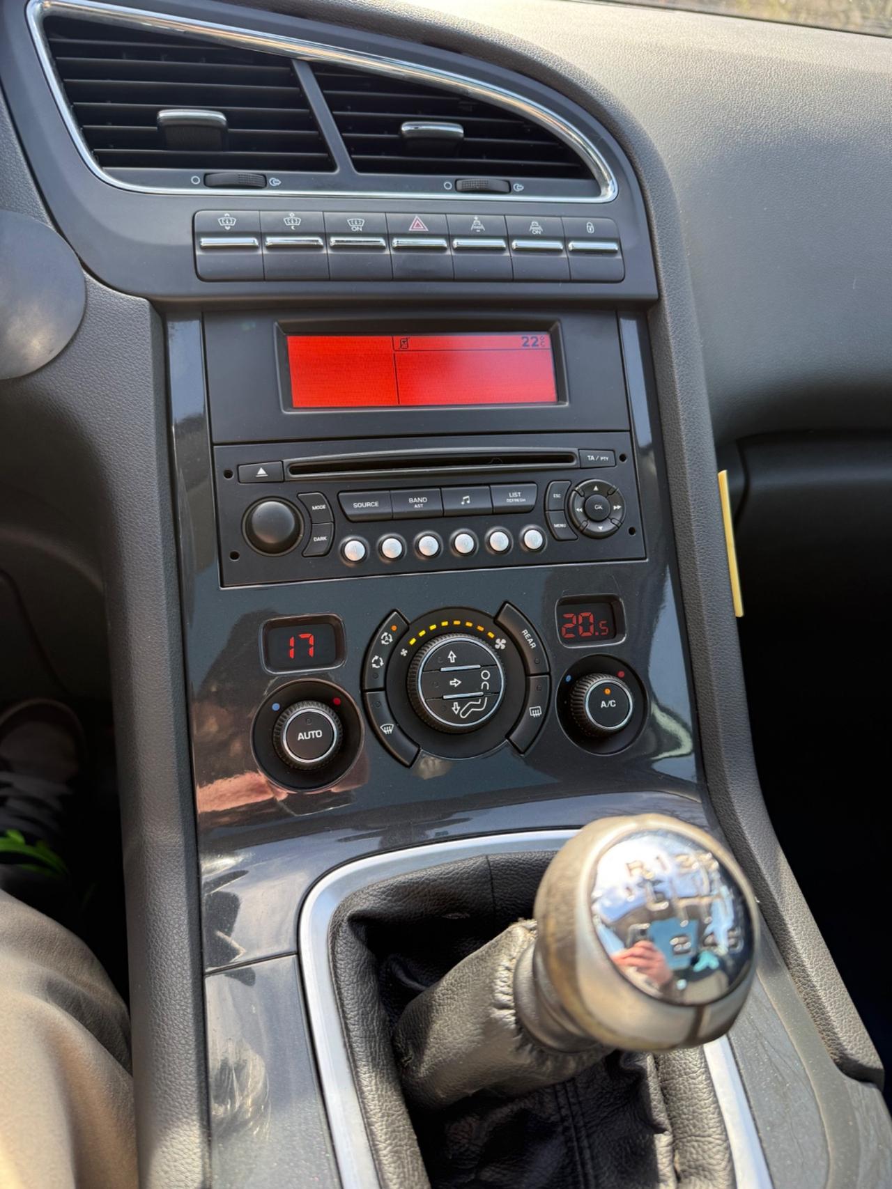 Peugeot 5008 2.0 HDi 150CV Tecno