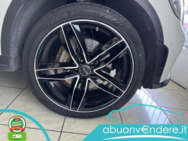 MERCEDES-BENZ GLC 300 4Matic EQ-Boost AMG Premium Plus CARBON LOOK