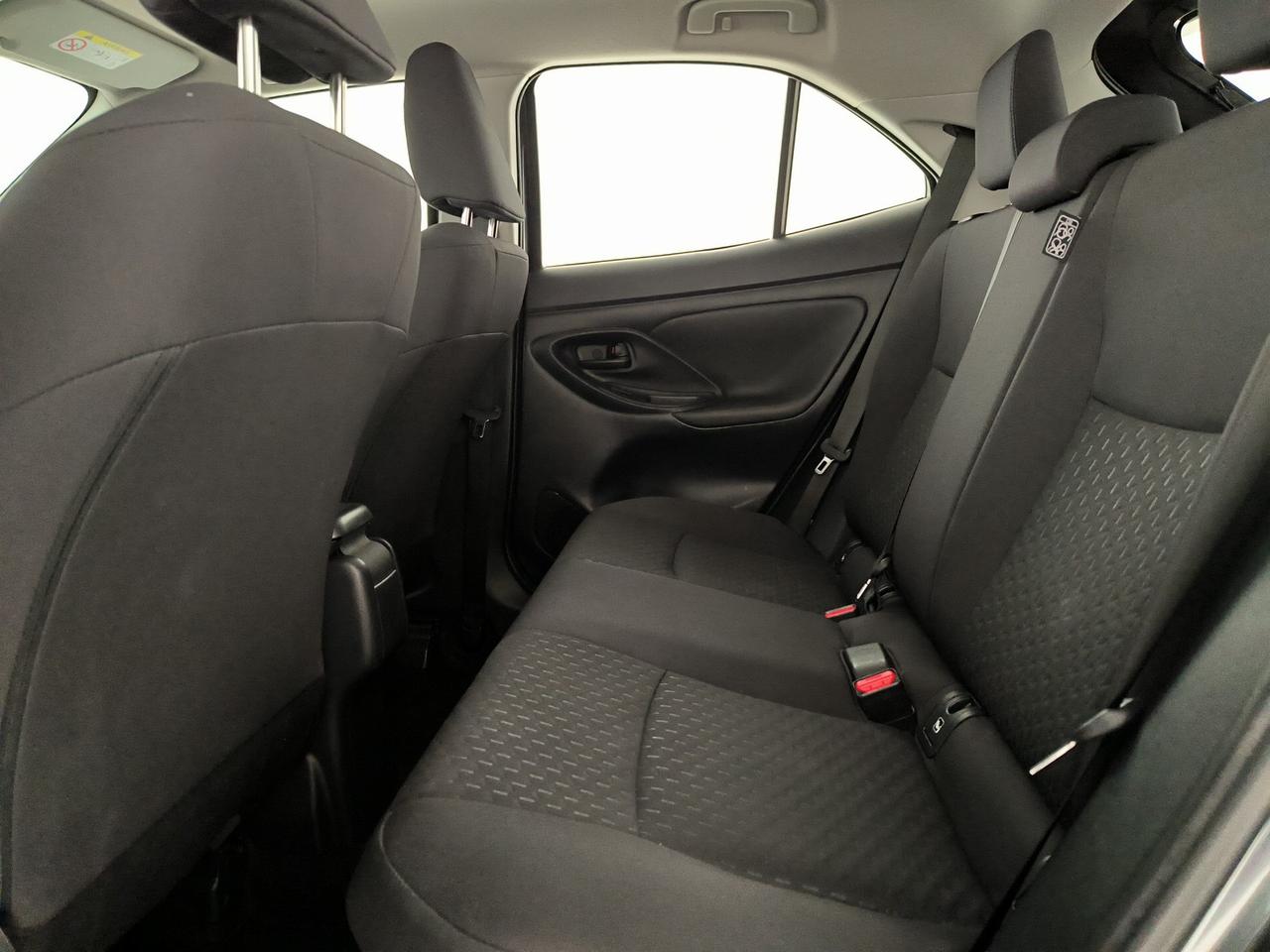 Toyota yaris cross 1.5h active fwd 116cv e-cvt