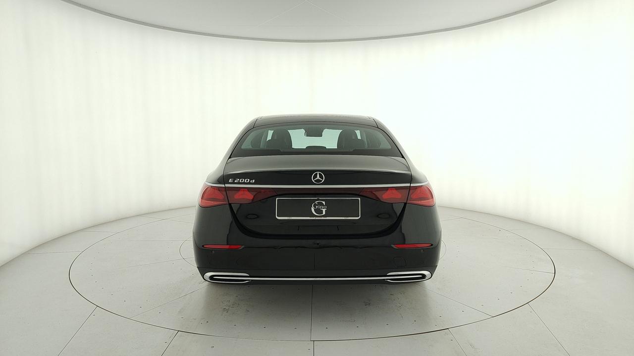 Mercedes-Benz E 200 d Advanced auto