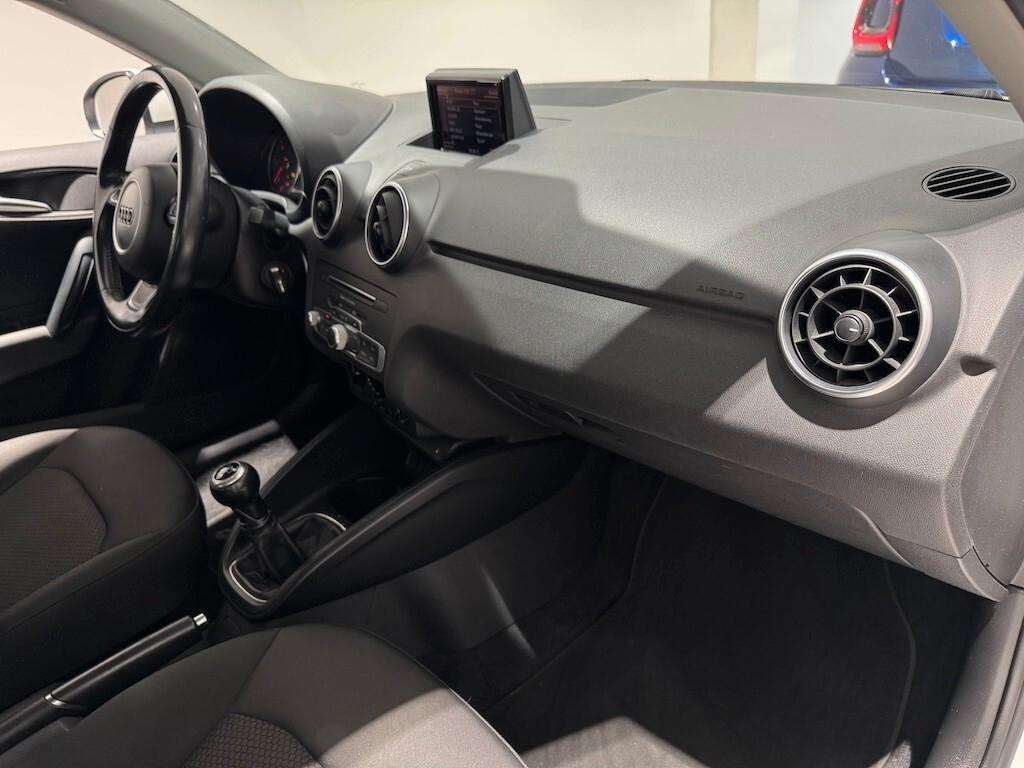 Audi A1 SportBack 1.4 TDI Ultra S Line
