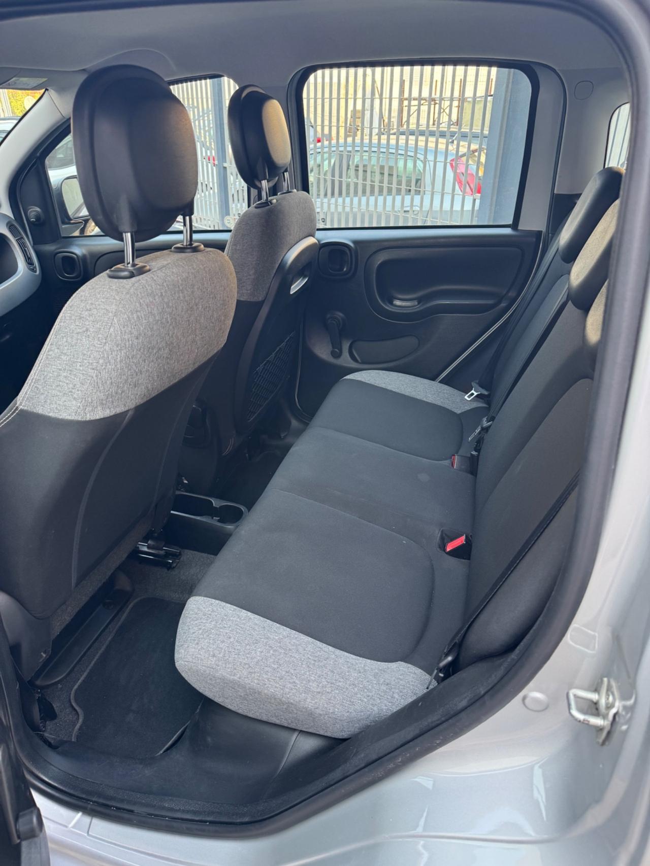 Fiat Panda 1.0 FireFly S&S Hybrid City Cross