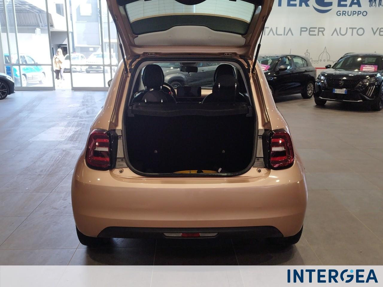 FIAT 500e 42 kWh