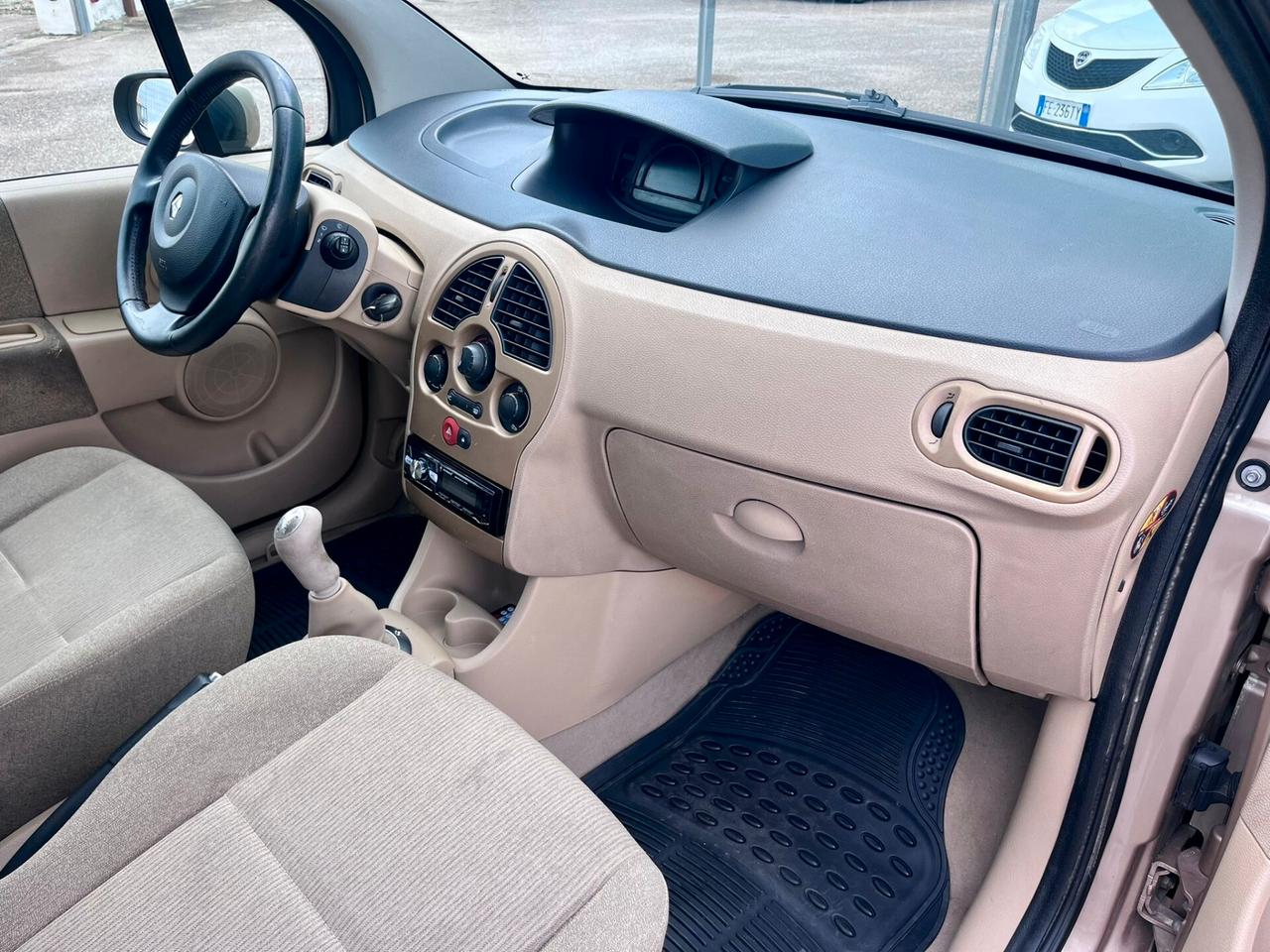 Renault Modus 1.5 dCi 82CV Luxe Dynamique