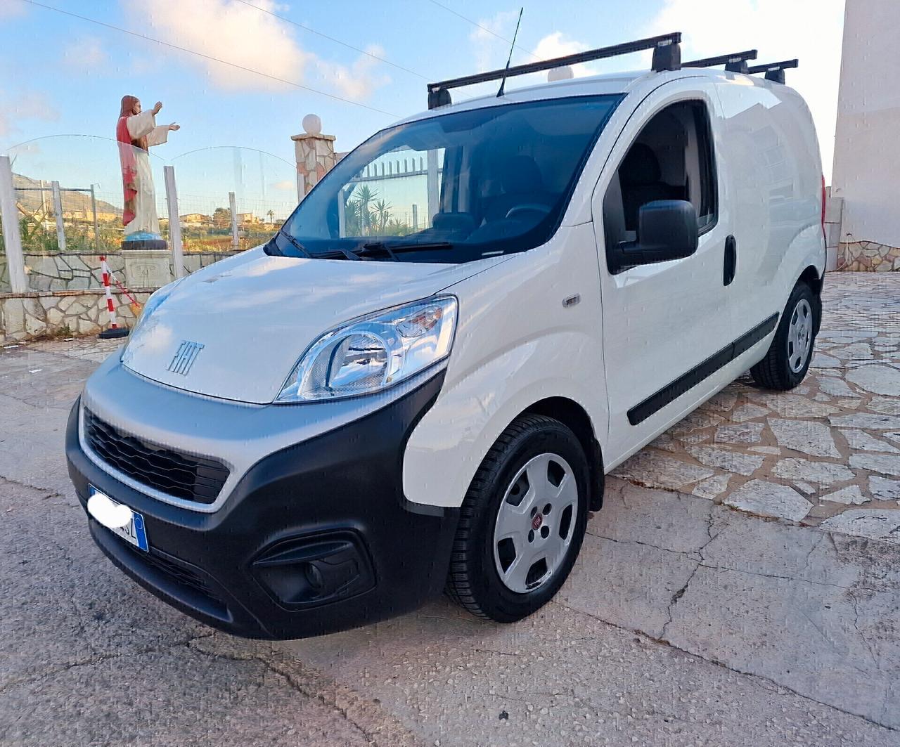 Fiat Fiorino 1.3 MJT 95CV Cargo SX 2022