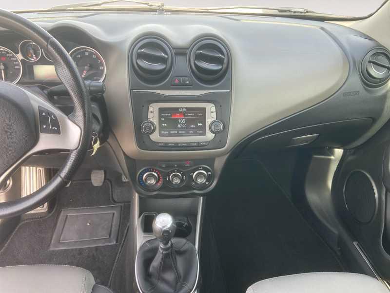 ALFA ROMEO MiTo 1.4 Distinctive 78cv