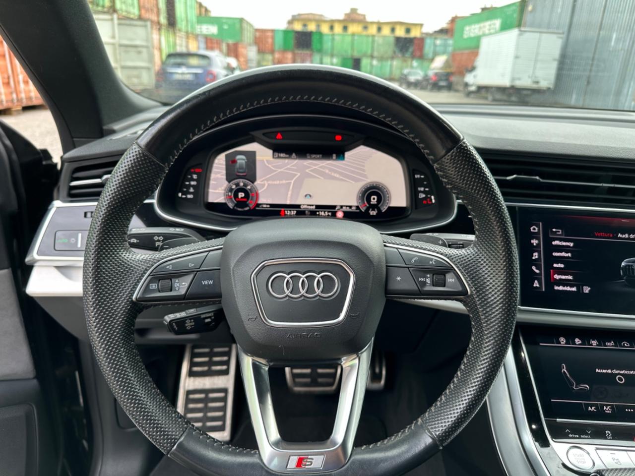 Audi Q8 45 TDI quattro tiptronic Sport tetto fari matrix