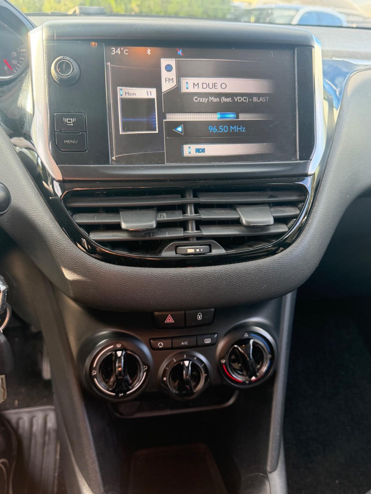 Peugeot 208 1.4 HDi 68 CV 5 porte Access