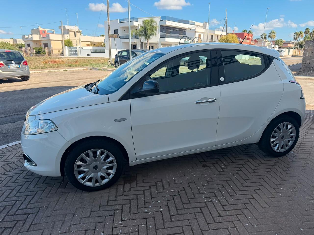 Lancia Ypsilon 1.2 69 CV 5 porte GPL Ecochic Gold