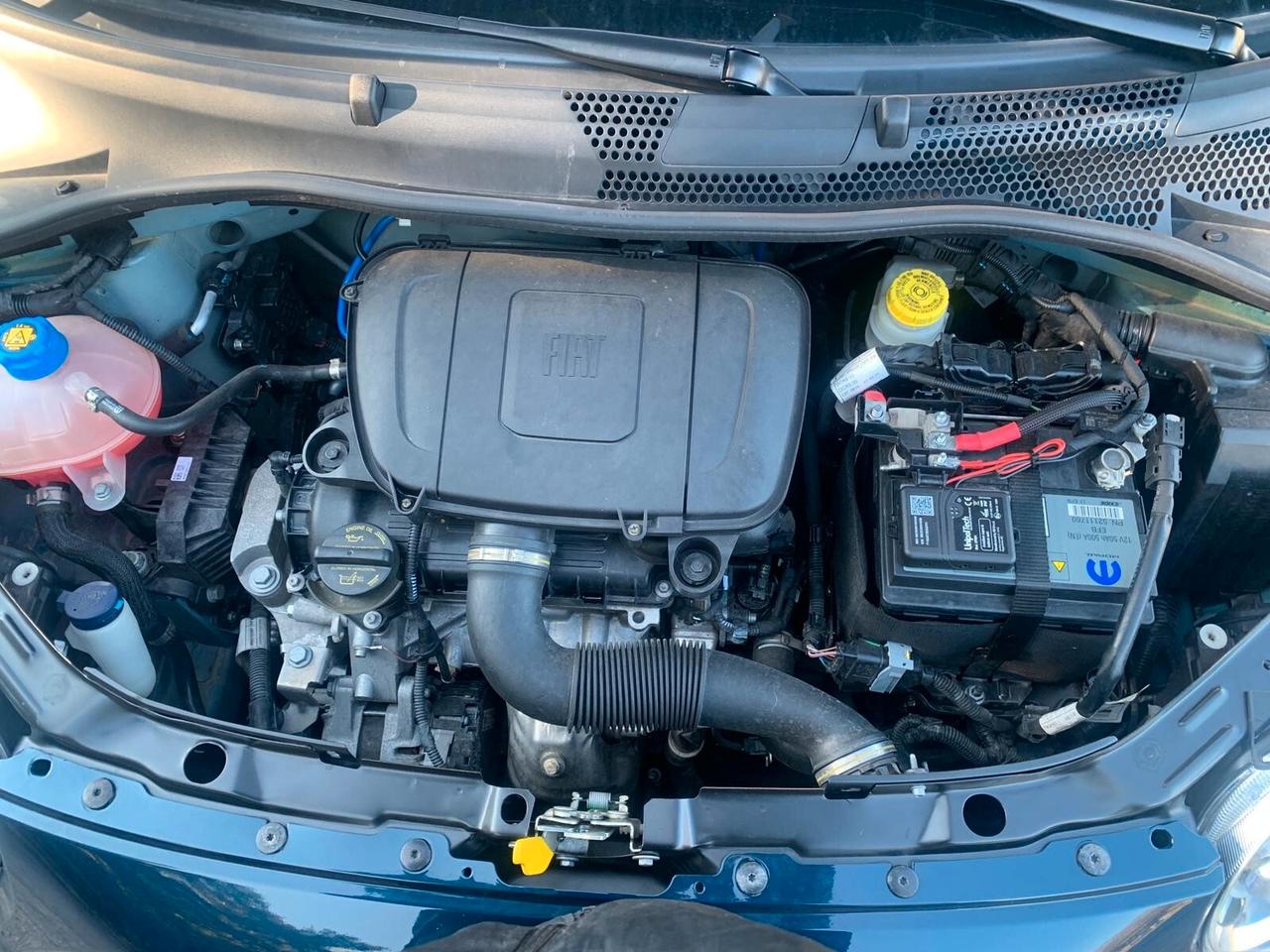 Fiat 500 hybrid neo patentati dolce vita full optional 24000 km del 2022 - unico proprietario seminuova