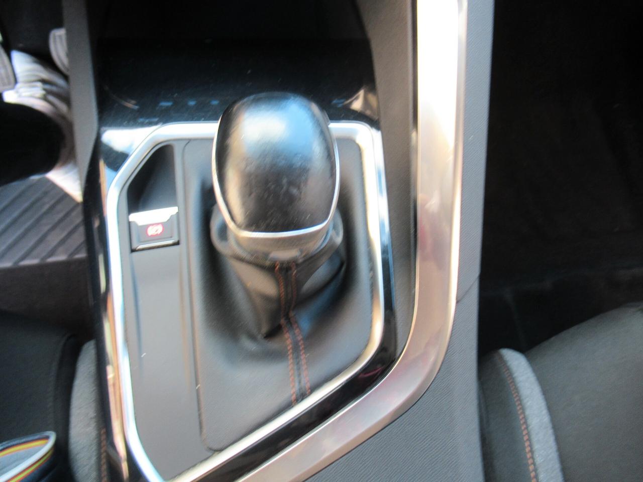 Peugeot 3008 BlueHDi 130 S&S Business