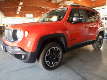 Jeep Renegade 2.0 Mjt 170CV 4WD Active Drive Low Trailhawk - gancio traino