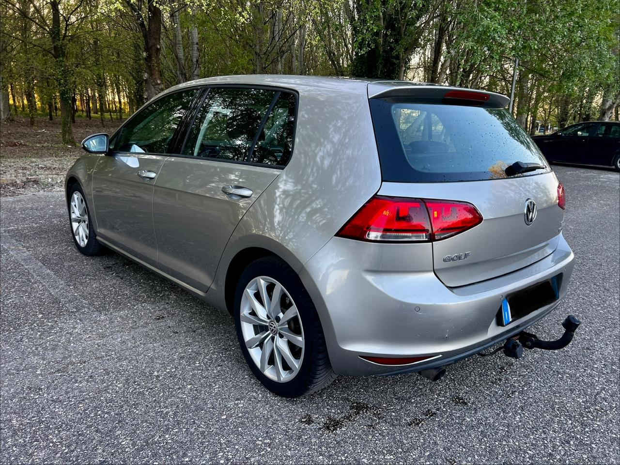 Volkswagen Golf VII 1.6 TDI DPF Highline