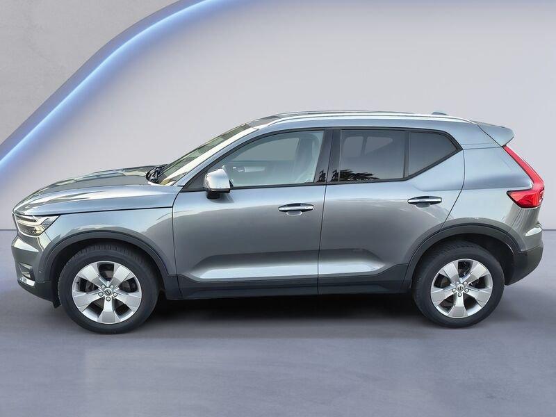 Volvo XC40 D3 2.0 Momentum 150 CV