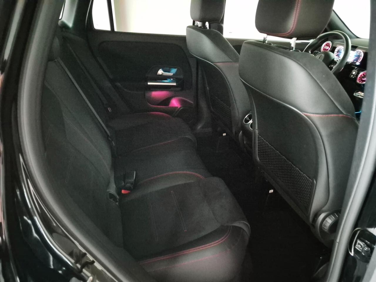 Mercedes-benz GLA 200 d AMG Line 8G-DCT LUCI AMBIENTE KEYLESS LED NAVI