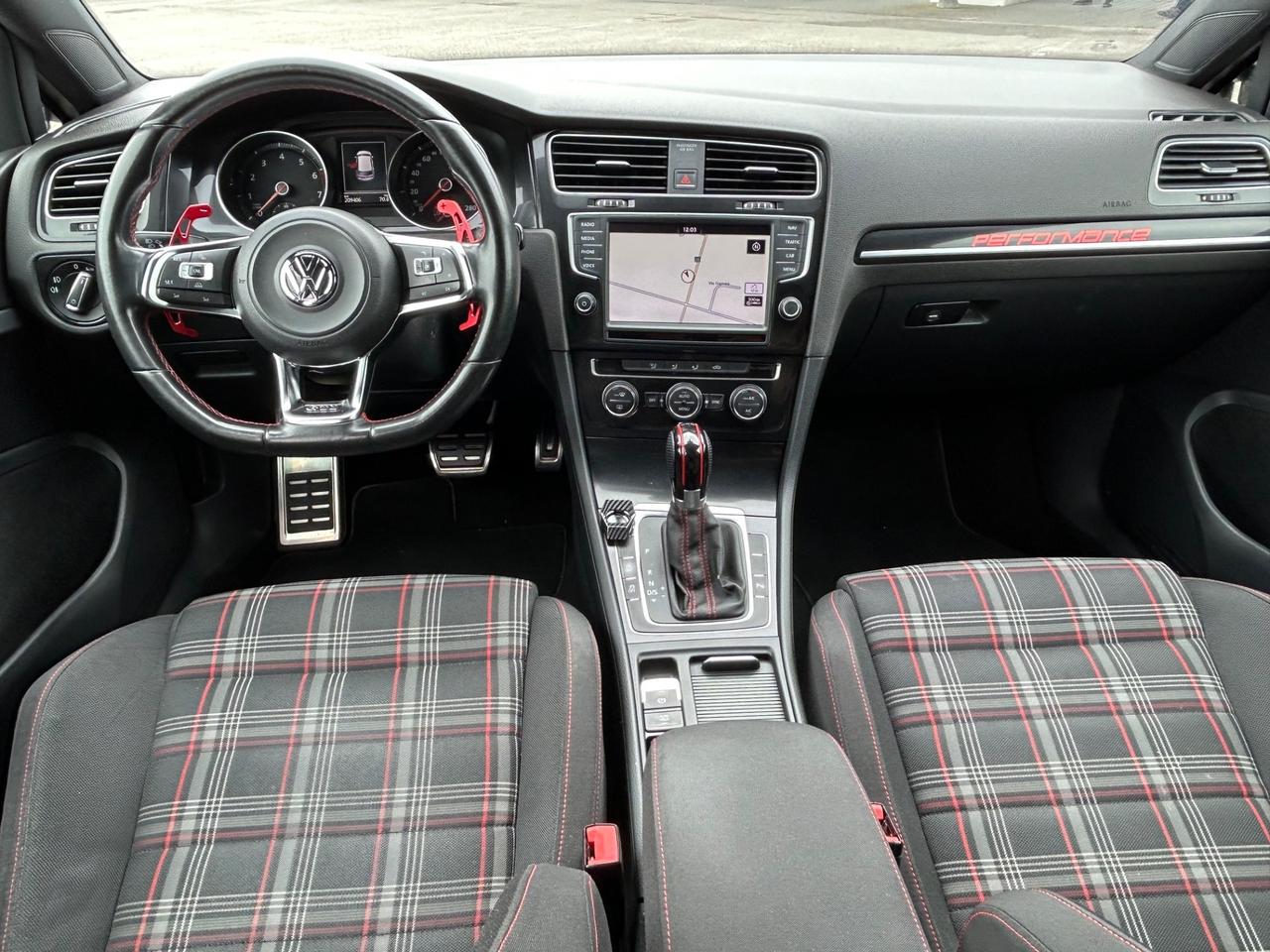 Volkswagen Golf GTI Performance 2.0 230cv