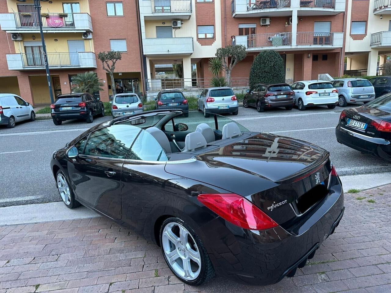 Peugeot 308 1.6 THP 150CV CC Féline