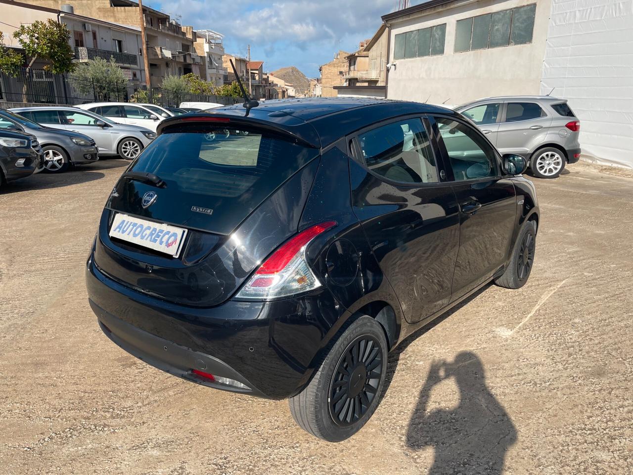 Lancia Ypsilon Lancia Ypsilon 1.0 Hybrid