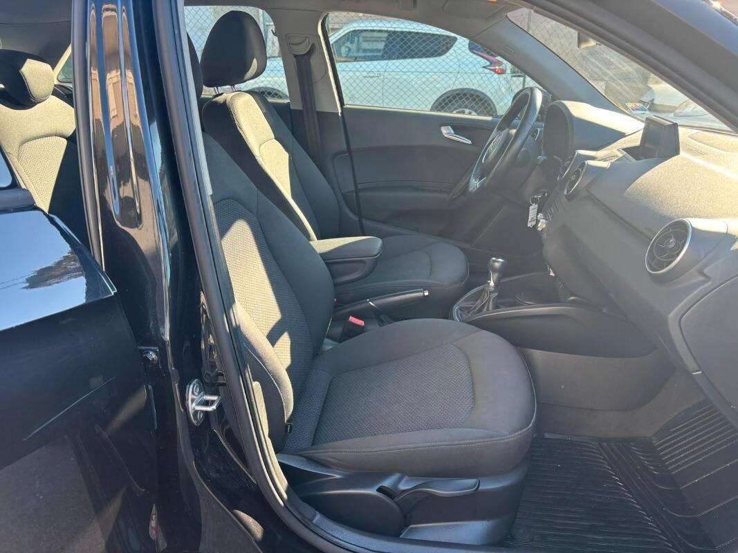 Audi A1 1.6 tdi Ambition 90cv