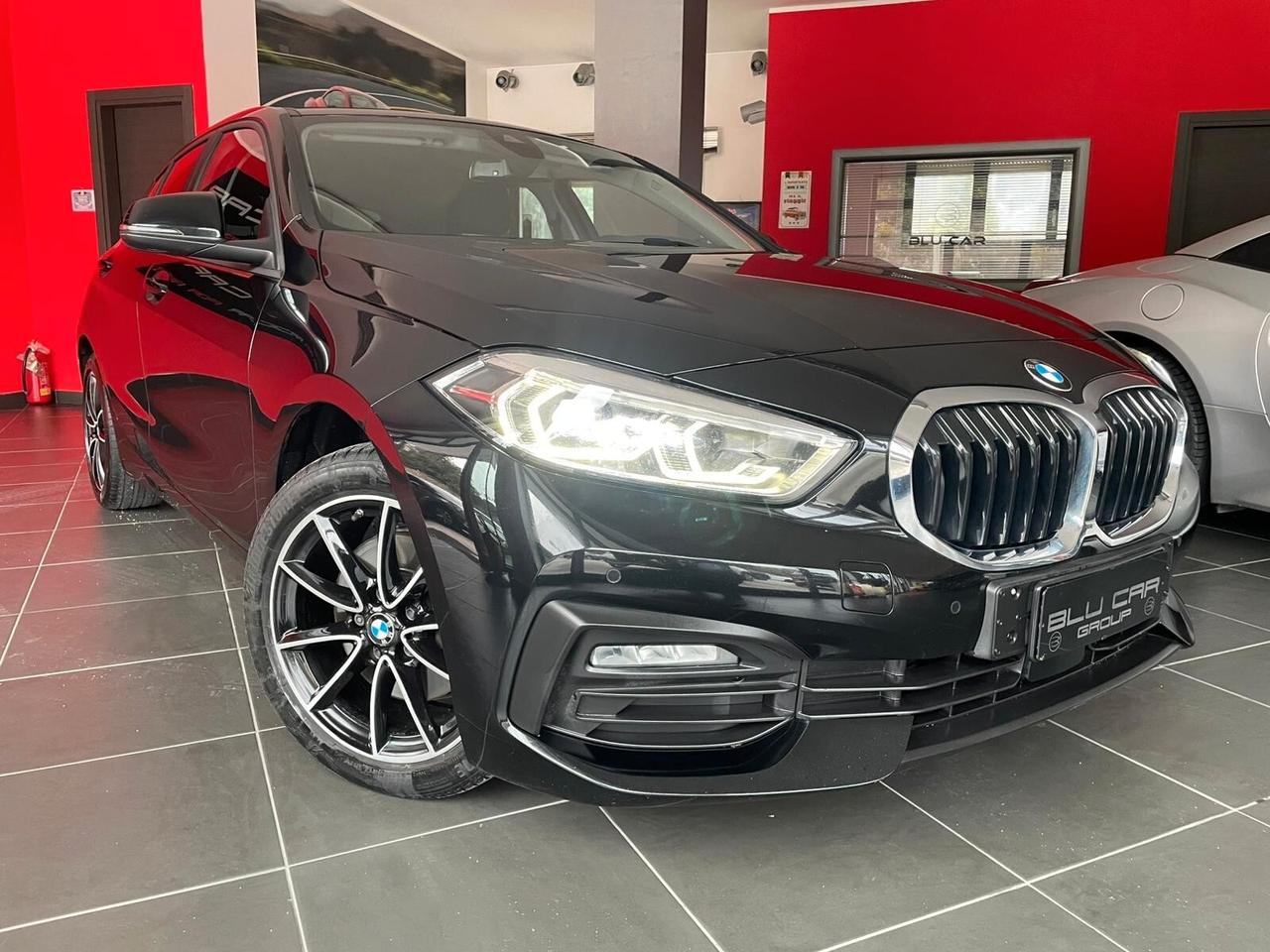 BMW 116d SPORT AUT 116cv *COCKPIT*