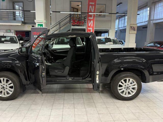 ISUZU D-Max 1.9 Space Cab Solar 4WD A/C