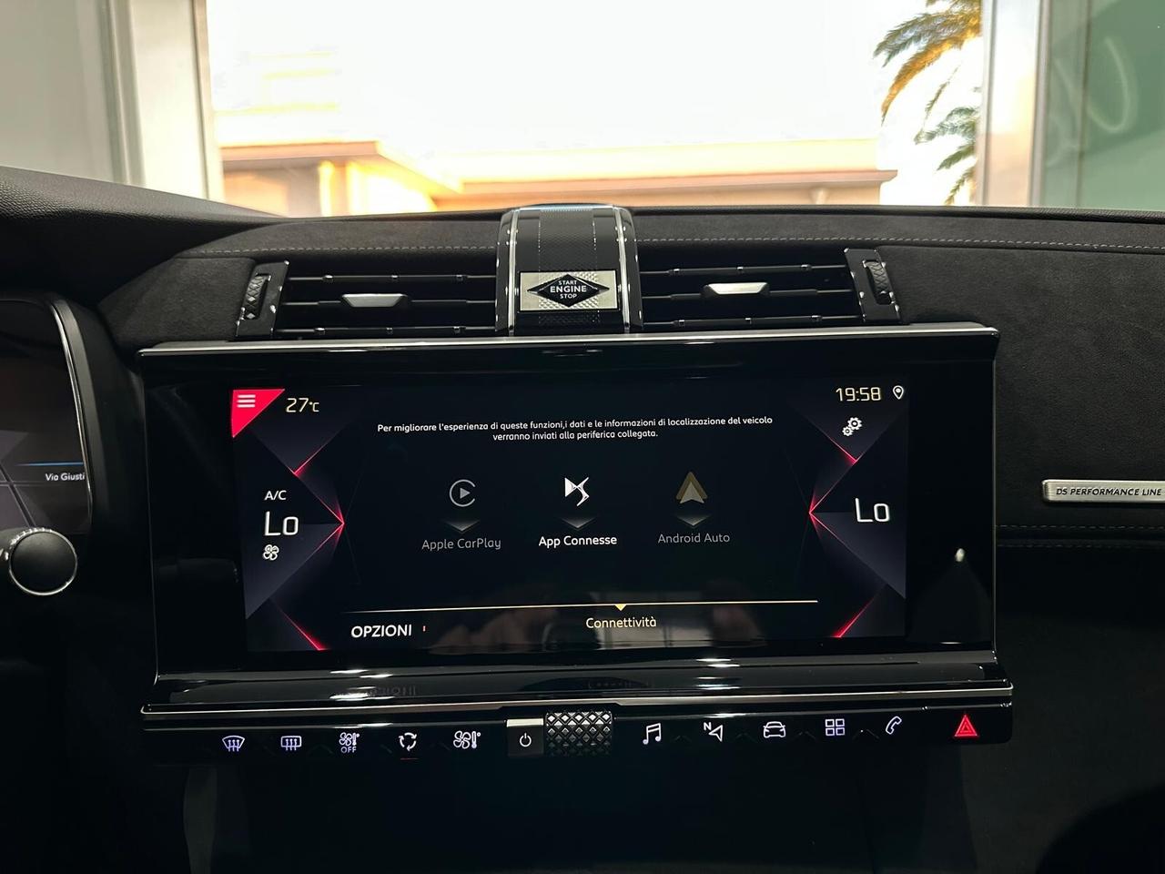 DS Automobiles DS 7 Crossback Performance Line