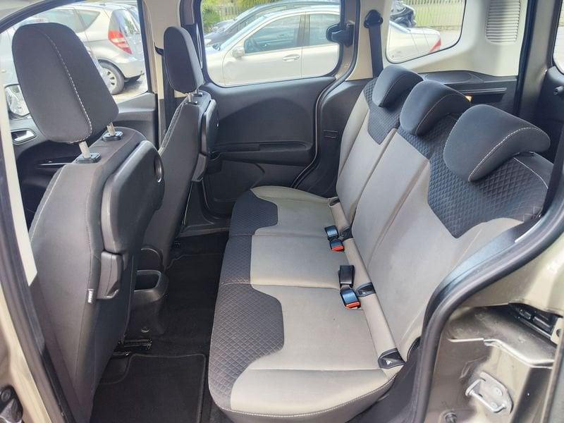 Ford Tourneo Courier 1.5 TDCI 100 CV Plus