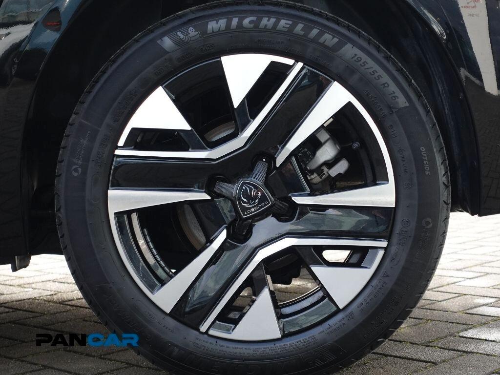 Peugeot 208 PureTech 100 Allure