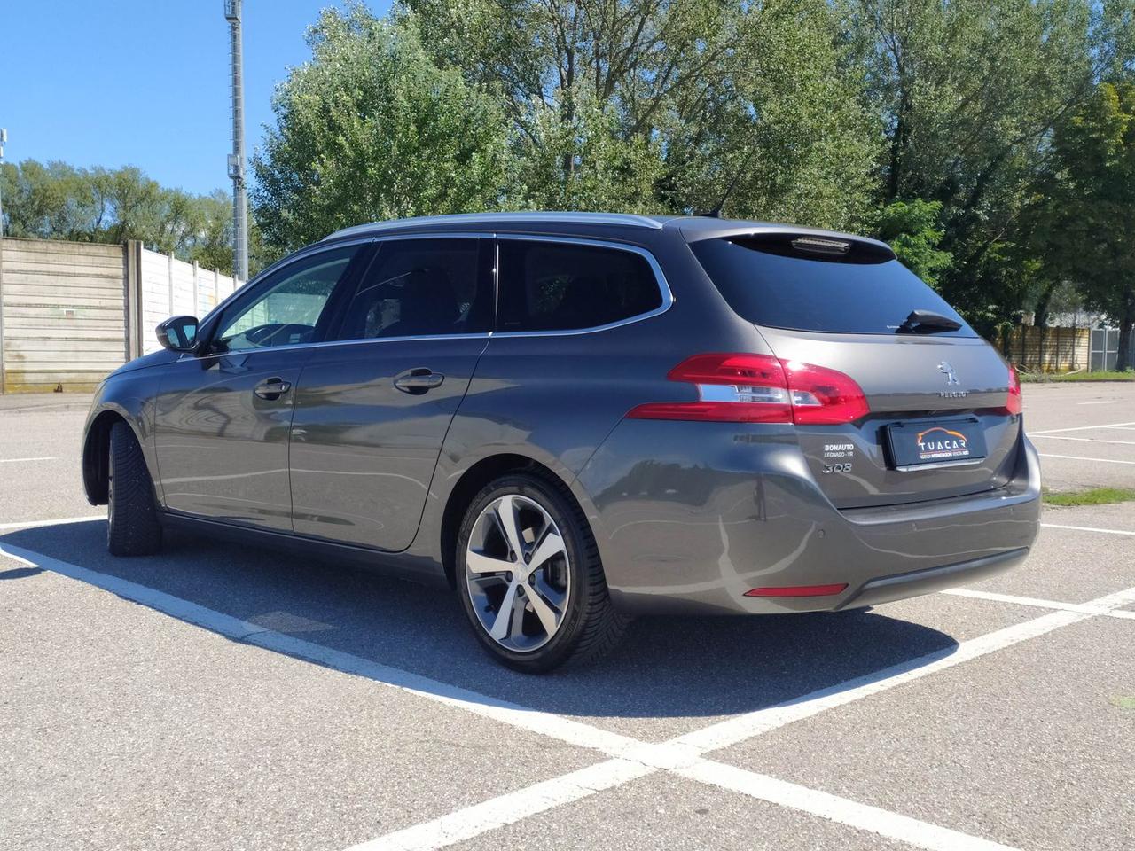 Peugeot 308 Tech Edition 1.5 Blue HDI 130 #6400