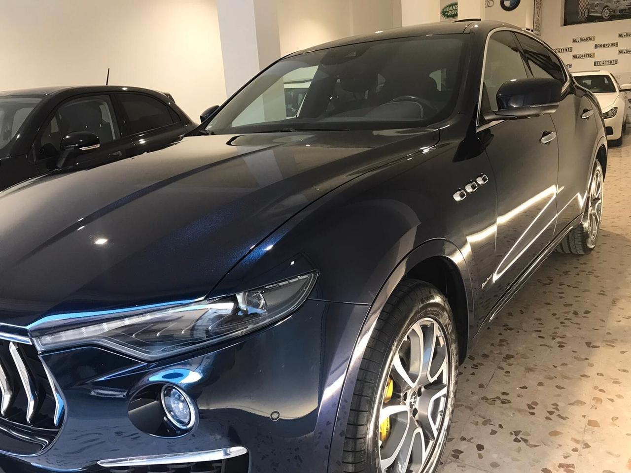 Maserati Levante V6 Diesel 275 CV AWD Granlusso